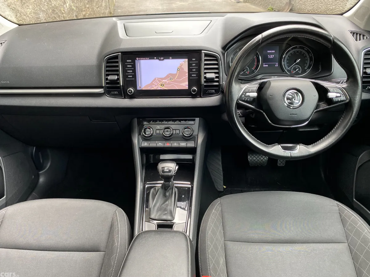 Skoda Karoq SUV, Petrol, 2021, Grey