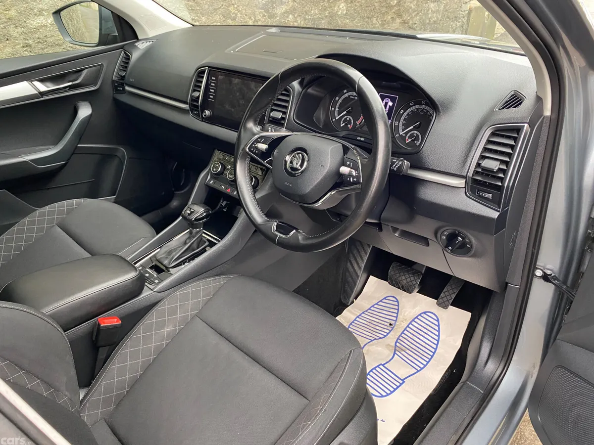 Skoda Karoq SUV, Petrol, 2021, Grey