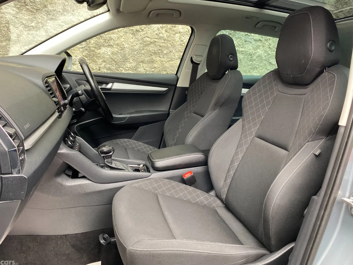Skoda Karoq SUV, Petrol, 2021, Grey
