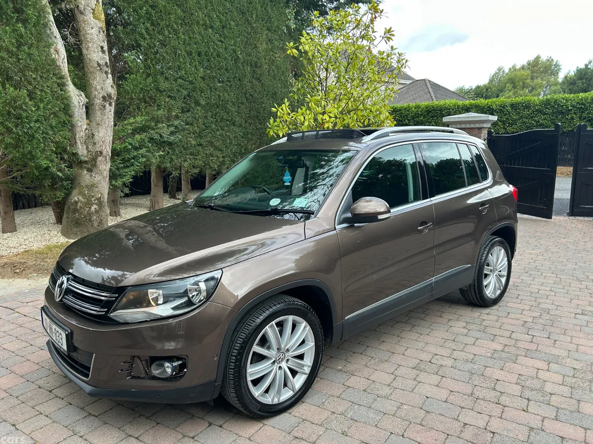 Volkswagen Tiguan SUV, Diesel, 2015, Brown