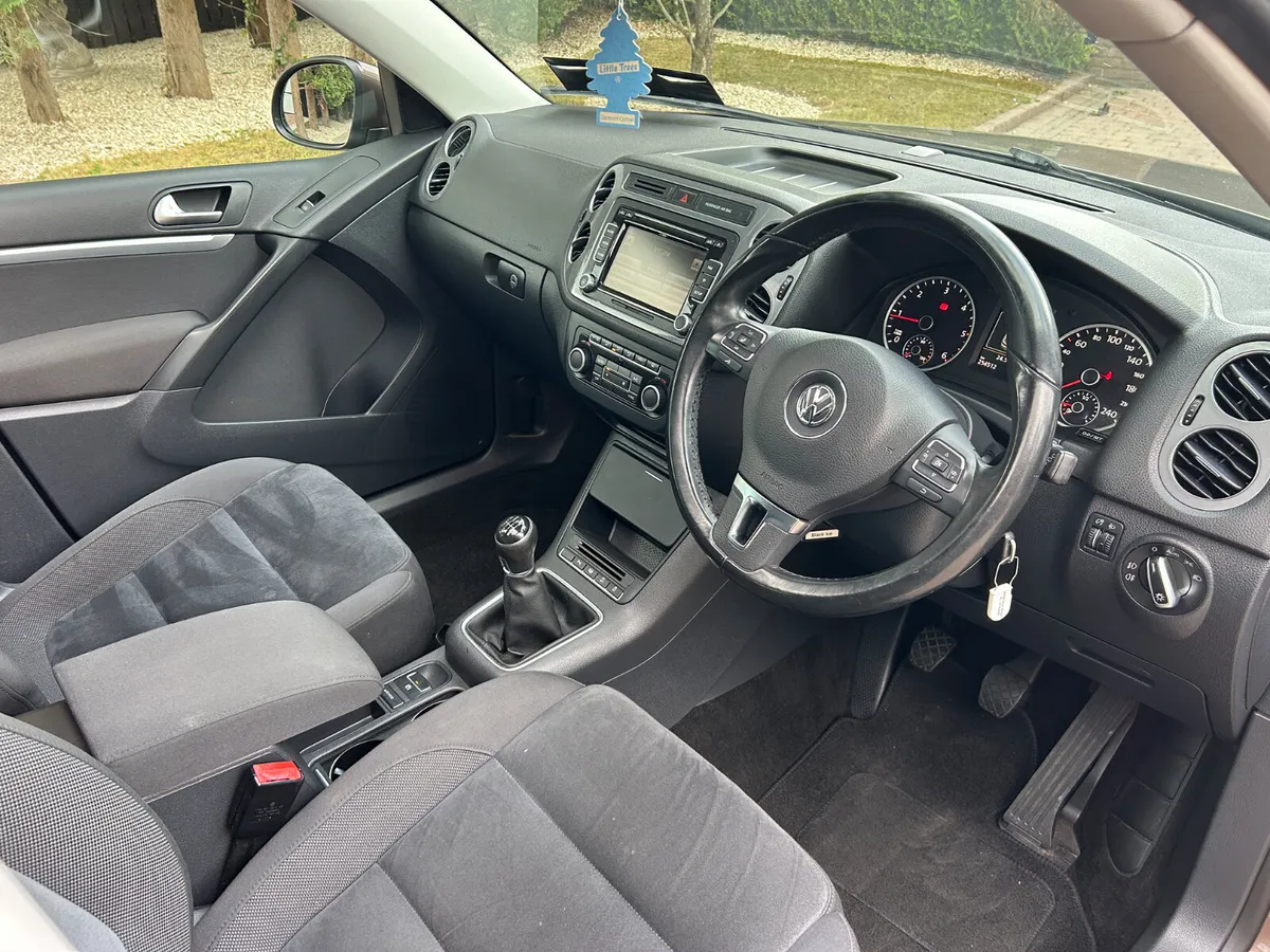 Volkswagen Tiguan SUV, Diesel, 2015, Brown