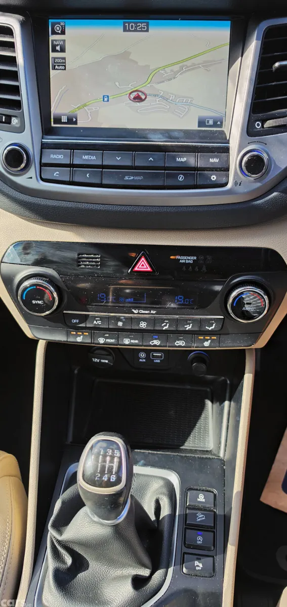 Hyundai Tucson SUV, Diesel, 2016, Grey