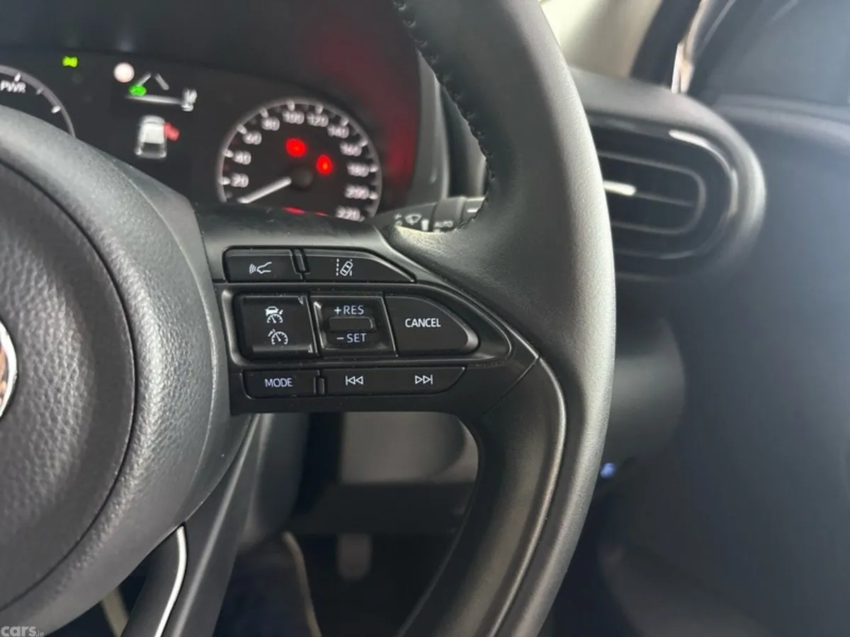 Toyota Yaris Hatchback, Petrol Hybrid, 2023, Grey