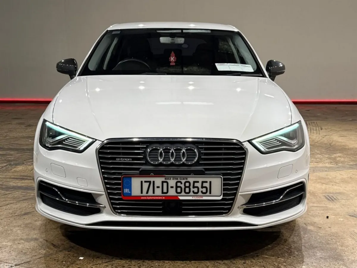 Audi A3 Hatchback, Petrol Plug-in Hybrid, 2017, White