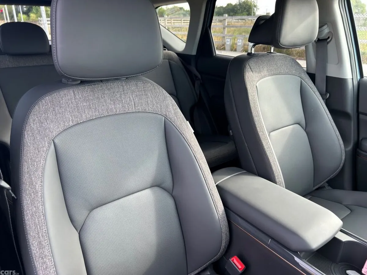 Kia EV5 SUV, Electric, 2027, Blue