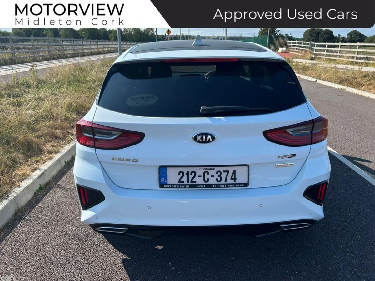 Kia Ceed Hatchback, Diesel, 2021, White