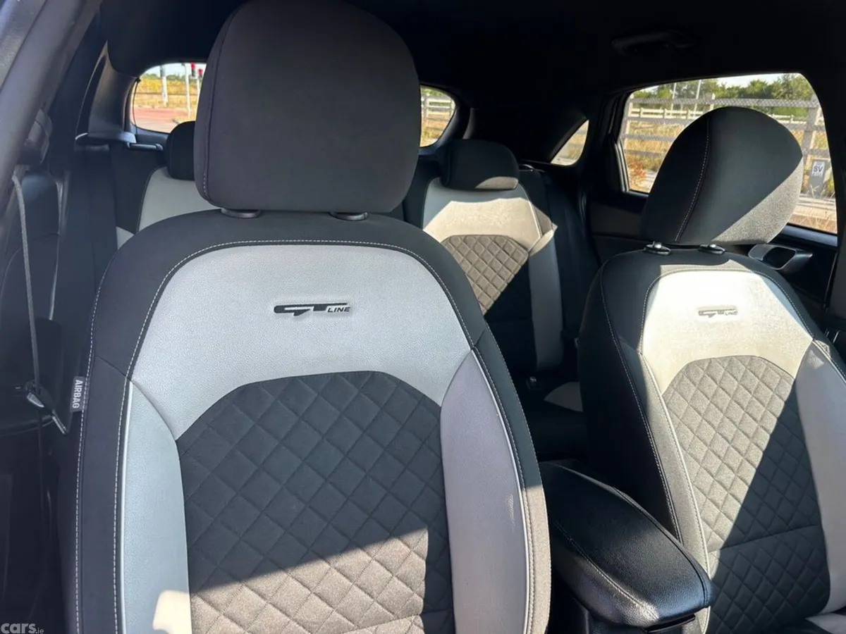 Kia Ceed Hatchback, Diesel, 2021, White