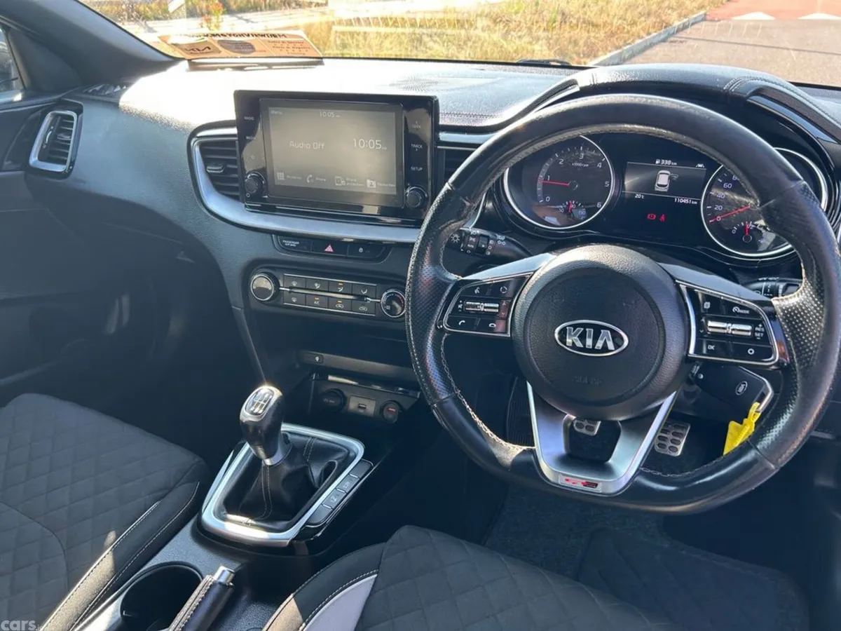 Kia Ceed Hatchback, Diesel, 2021, White