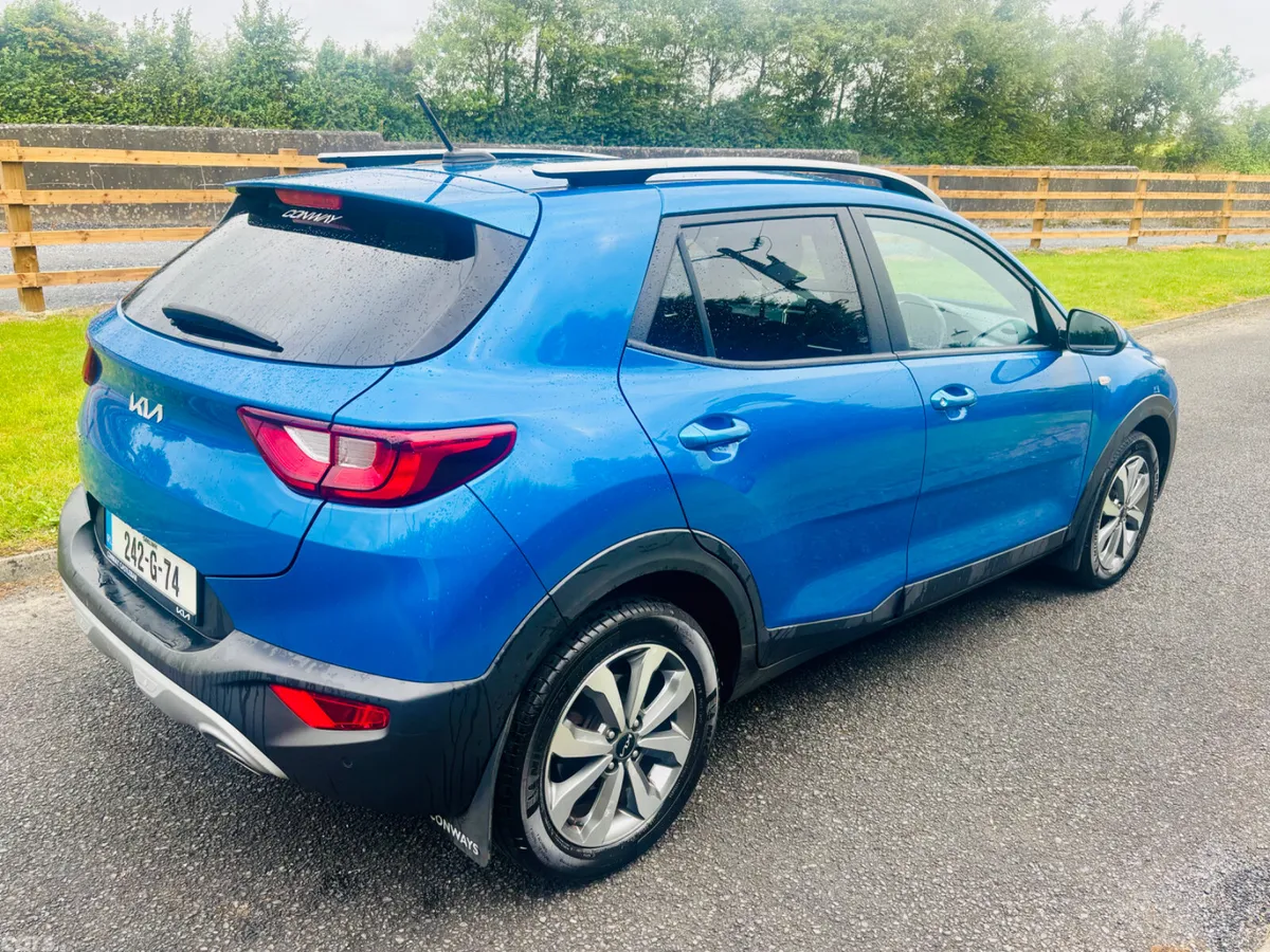 Kia Stonic Estate/Jeep, Petrol, 2024, Blue
