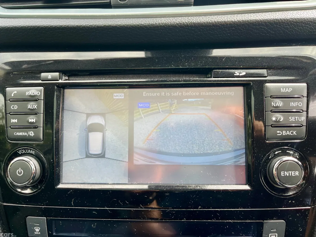 Nissan Qashqai Hatchback, Diesel, 2019, Grey