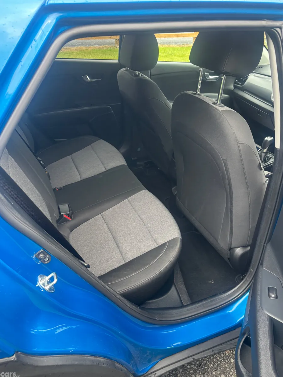 Kia Stonic Estate/Jeep, Petrol, 2024, Blue