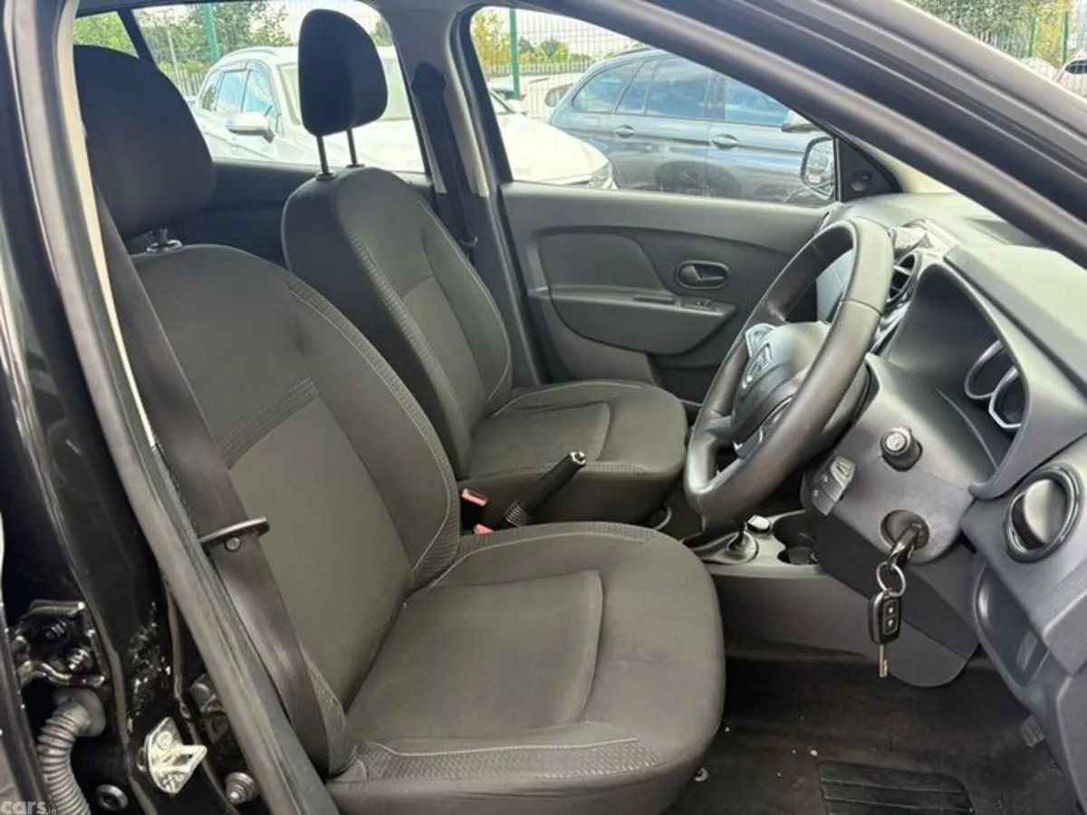 Dacia Sandero Hatchback, Petrol, 2017, Black