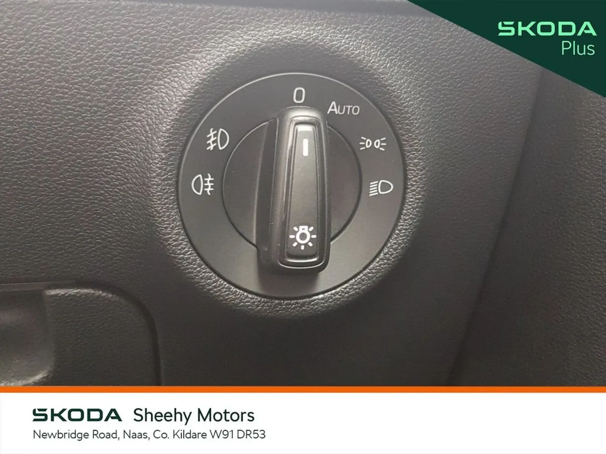 Skoda Karoq Estate, Petrol, 2024, Blue