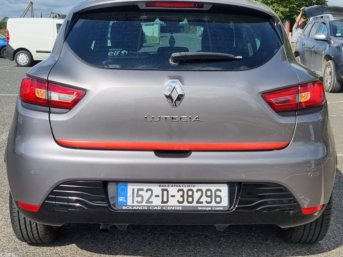 Renault Clio Hatchback, Petrol, 2015, Grey