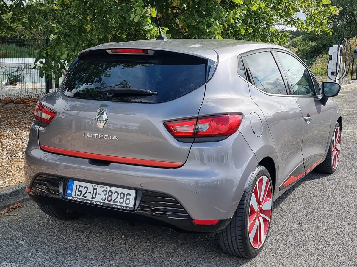 Renault Clio Hatchback, Petrol, 2015, Grey