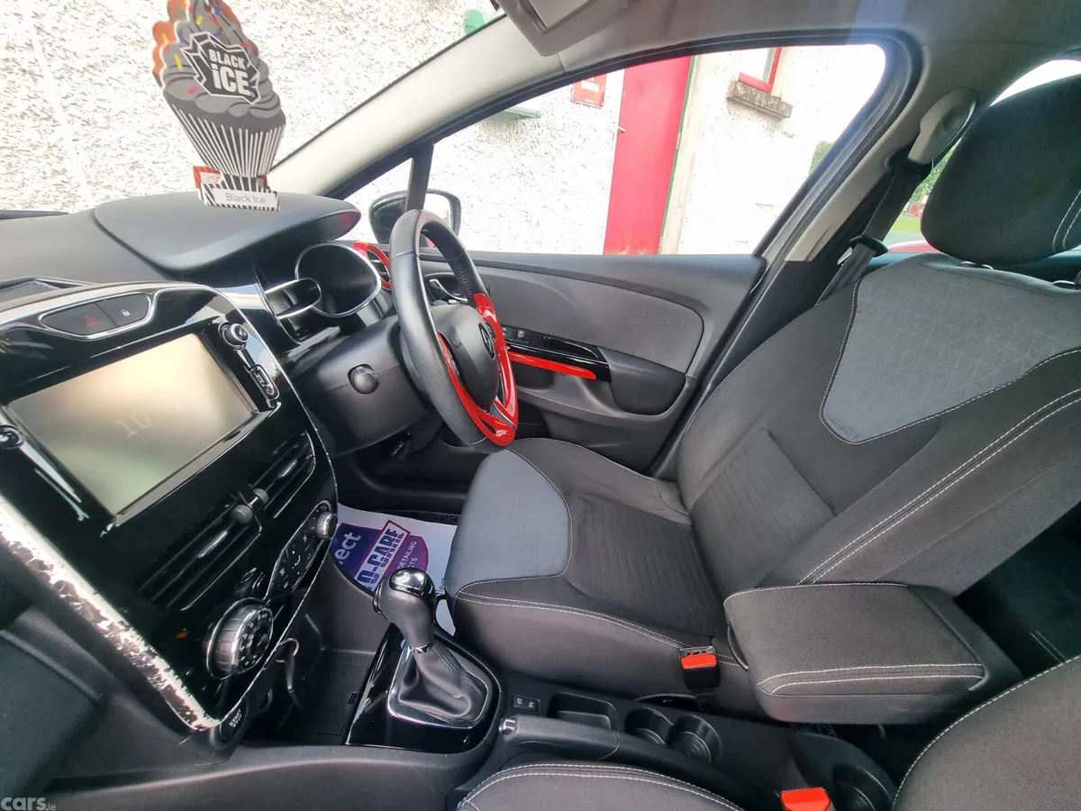 Renault Clio Hatchback, Petrol, 2015, Grey