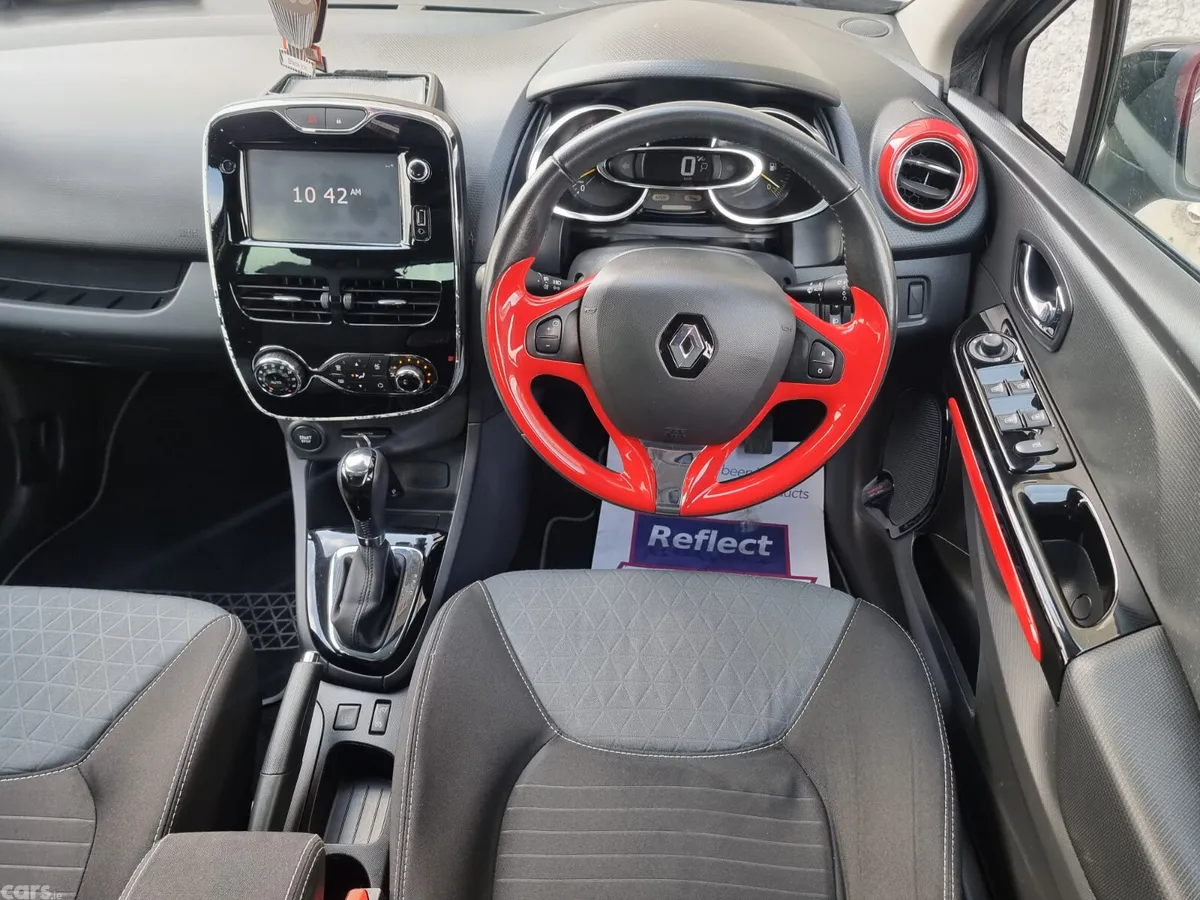 Renault Clio Hatchback, Petrol, 2015, Grey
