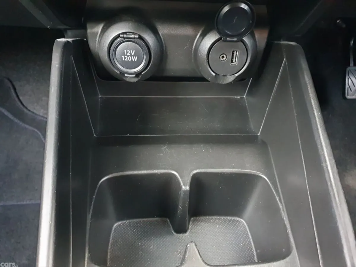 Suzuki Swift Hatchback, Petrol, 2022, White