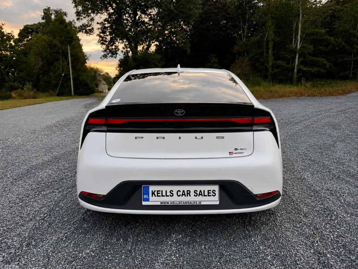 Toyota Prius Saloon, Petrol Hybrid, 2023, White