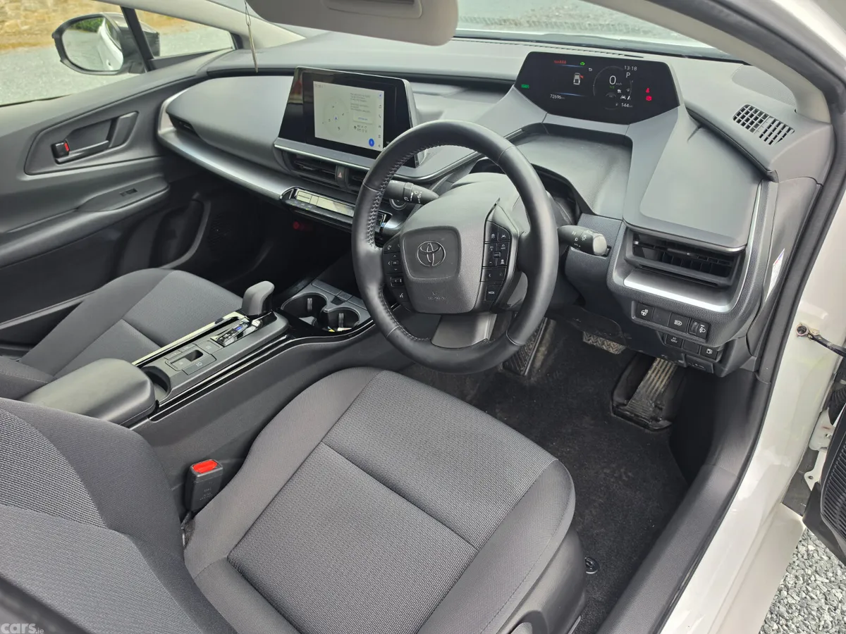 Toyota Prius Saloon, Petrol Hybrid, 2023, White