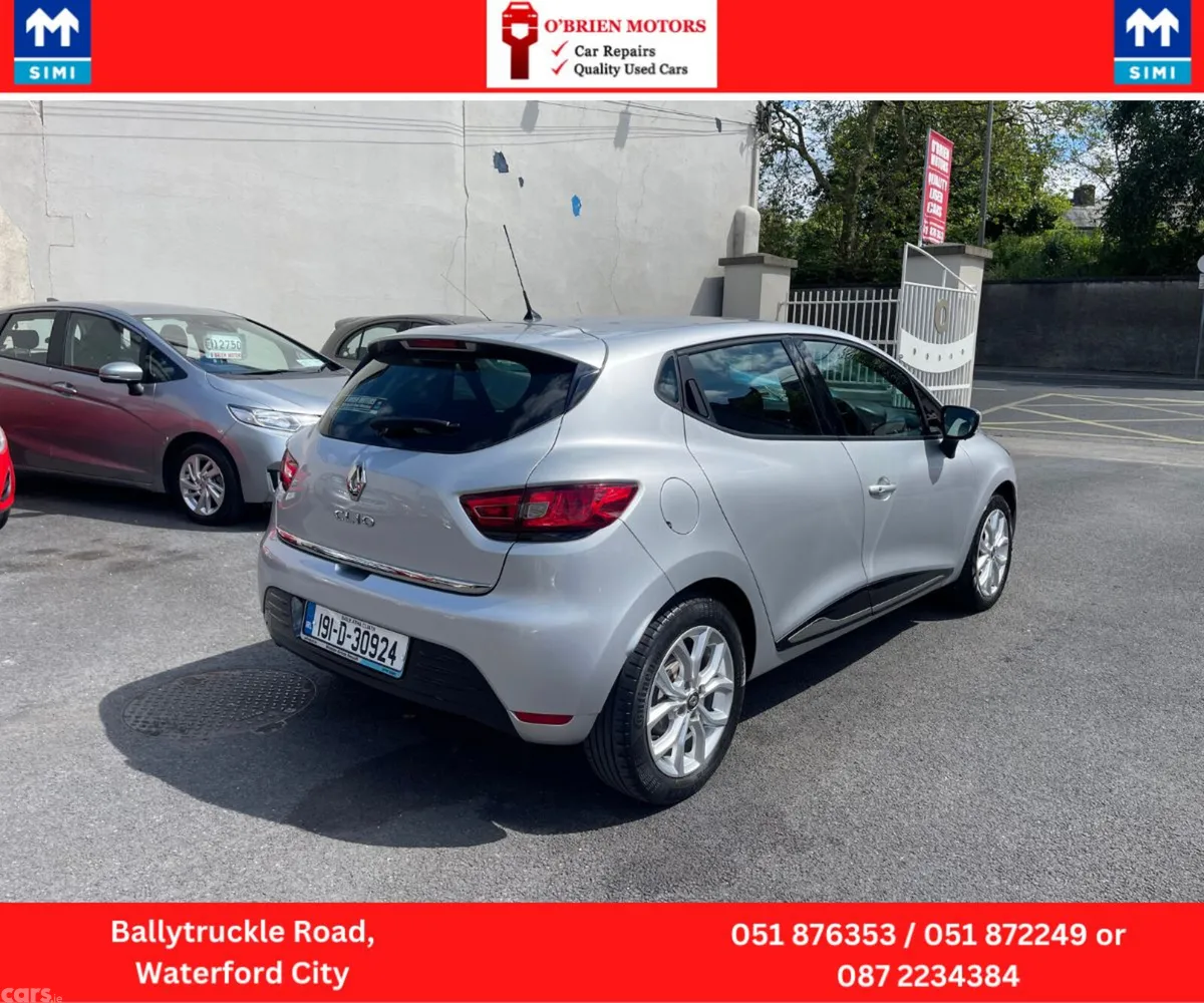 Renault Clio Hatchback, Petrol, 2019, Grey