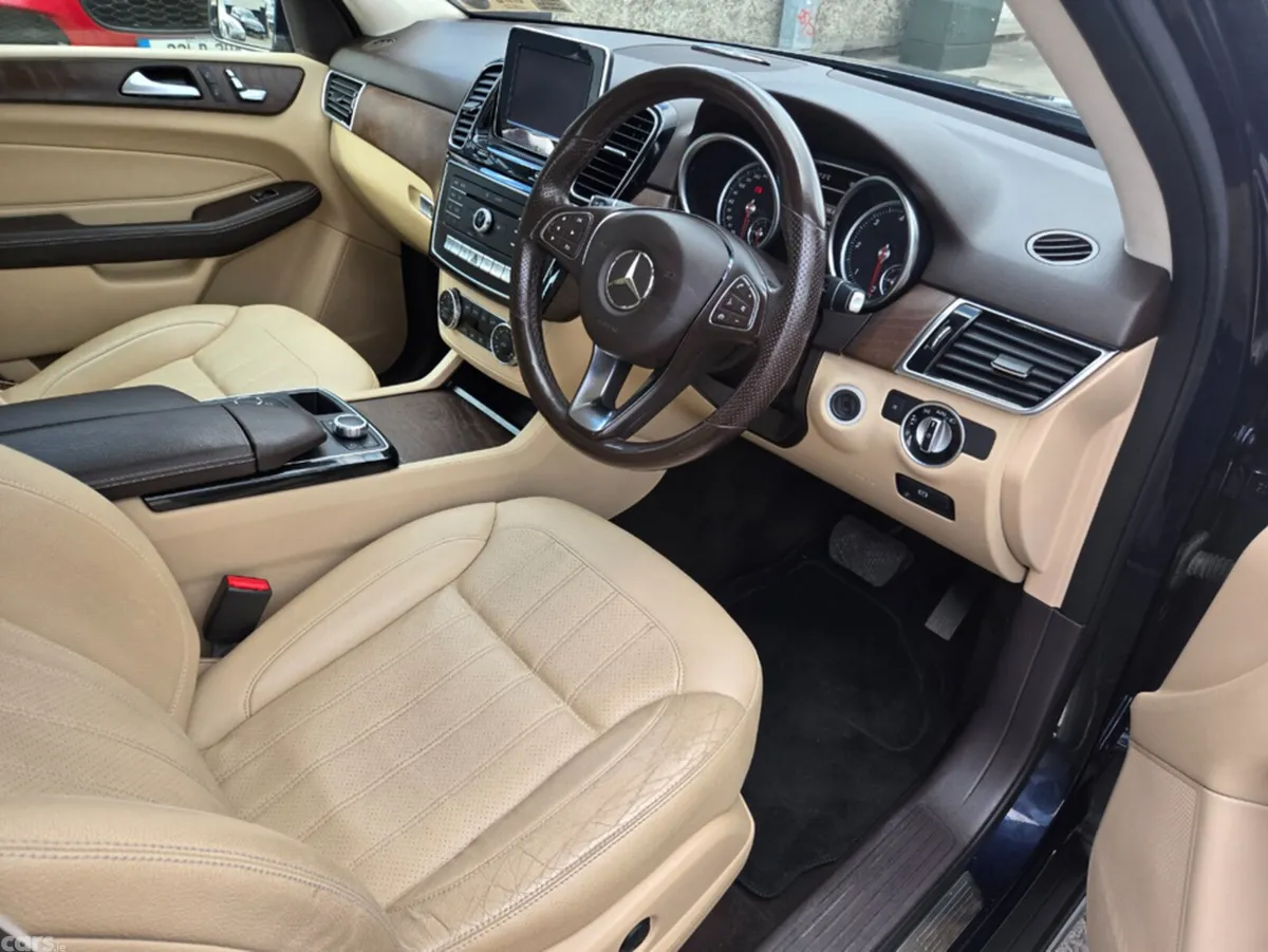 Mercedes-Benz GLE SUV, Diesel, 2016, Blue