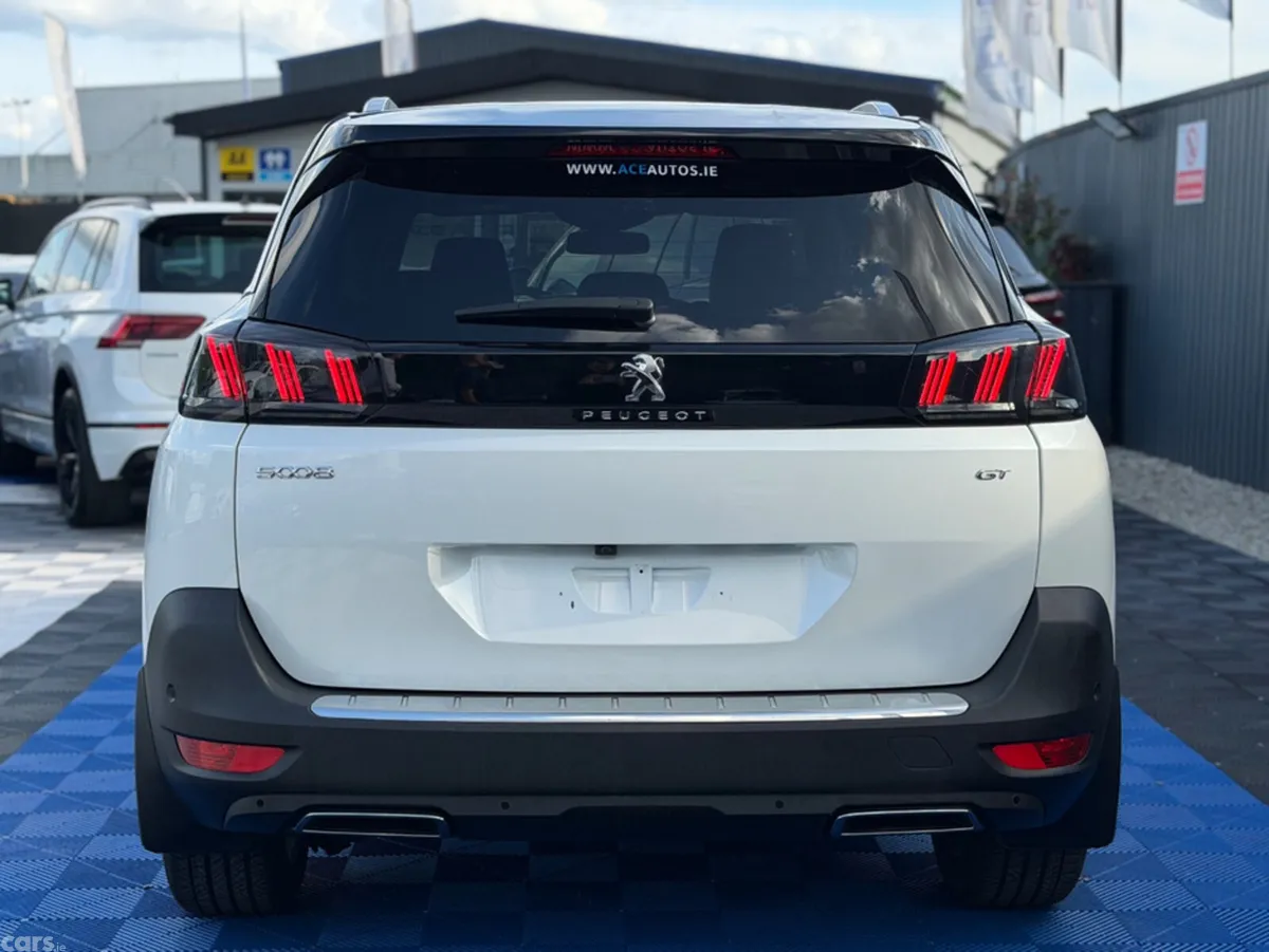 Peugeot 5008 SUV, Diesel, 2021, White