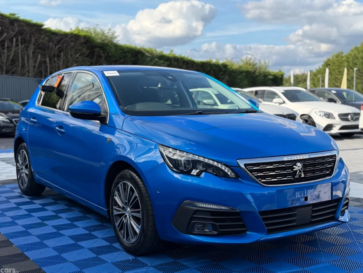 Peugeot 308 Hatchback, Diesel, 2021, Blue