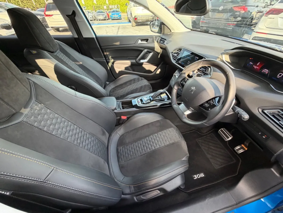 Peugeot 308 Hatchback, Diesel, 2021, Blue