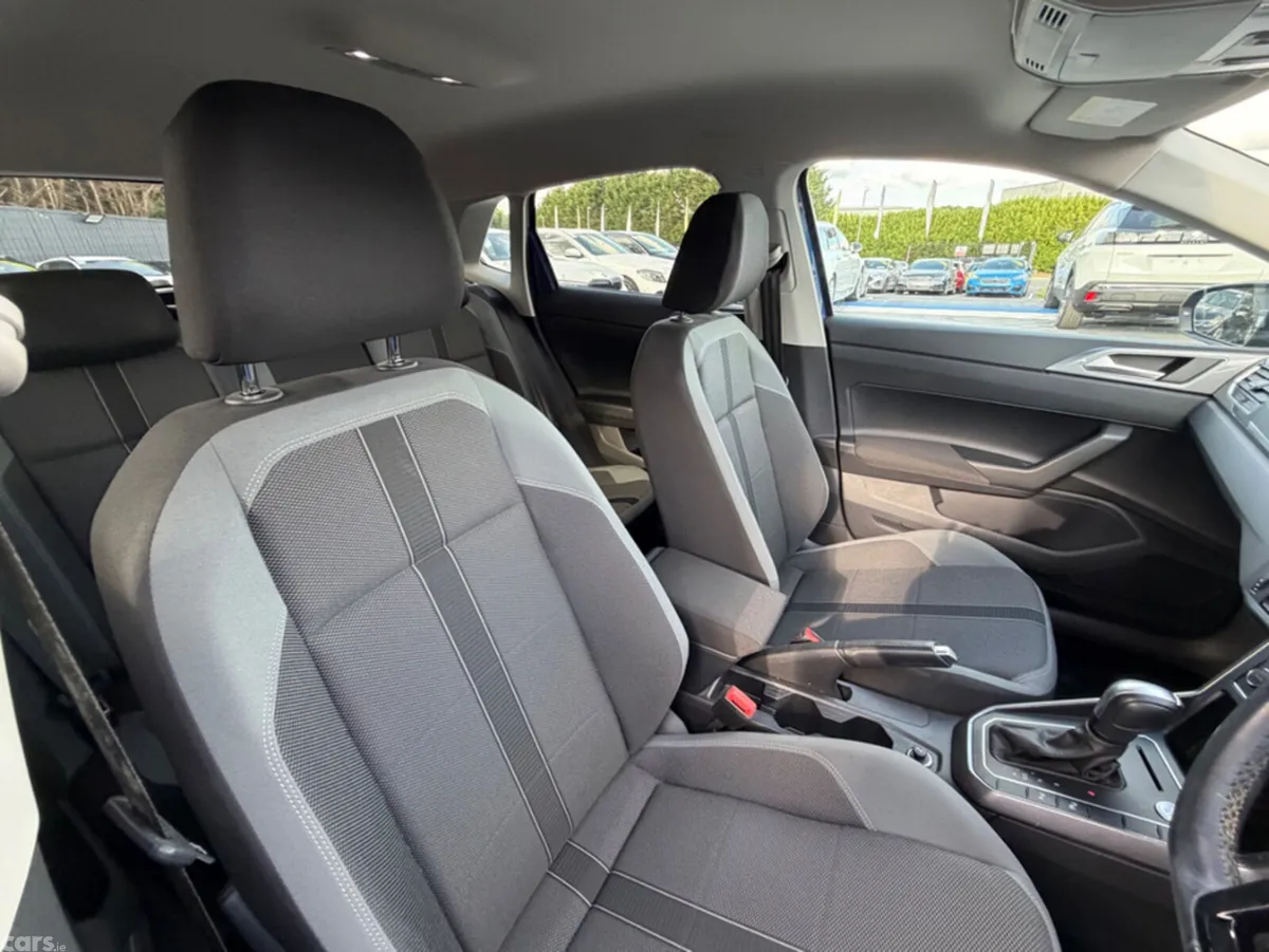 Volkswagen Polo Hatchback, Petrol, 2021, Blue