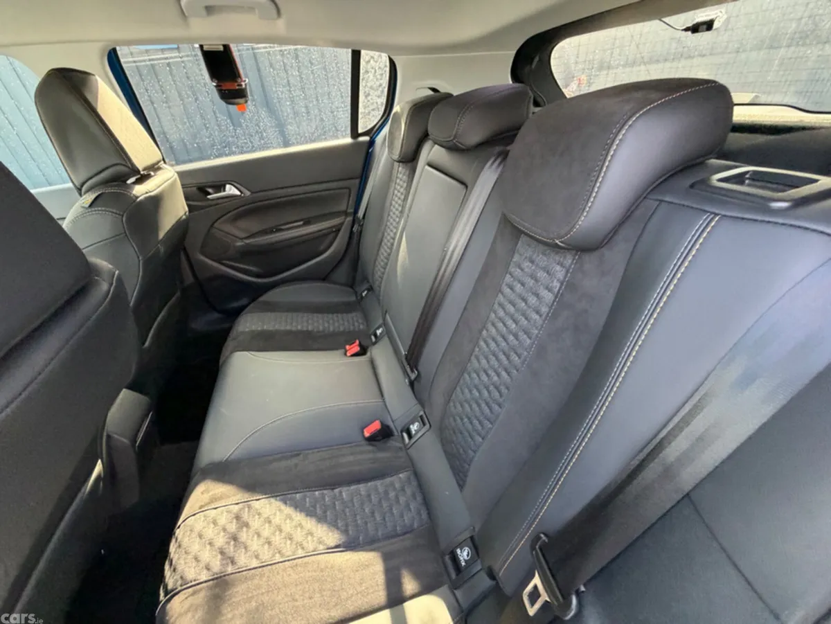 Peugeot 308 Hatchback, Diesel, 2021, Blue