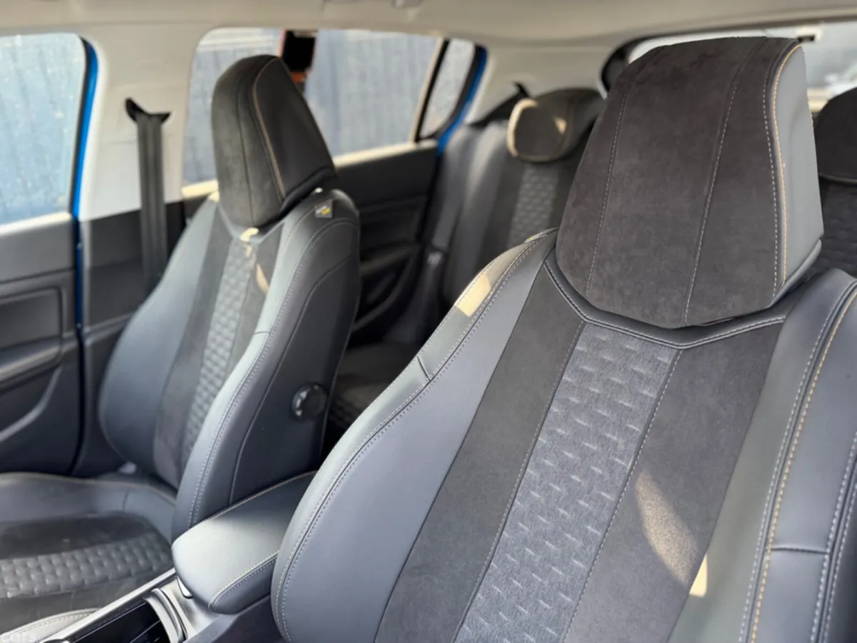 Peugeot 308 Hatchback, Diesel, 2021, Blue