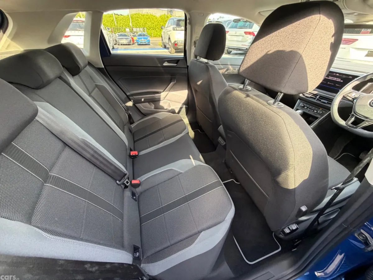 Volkswagen Polo Hatchback, Petrol, 2021, Blue