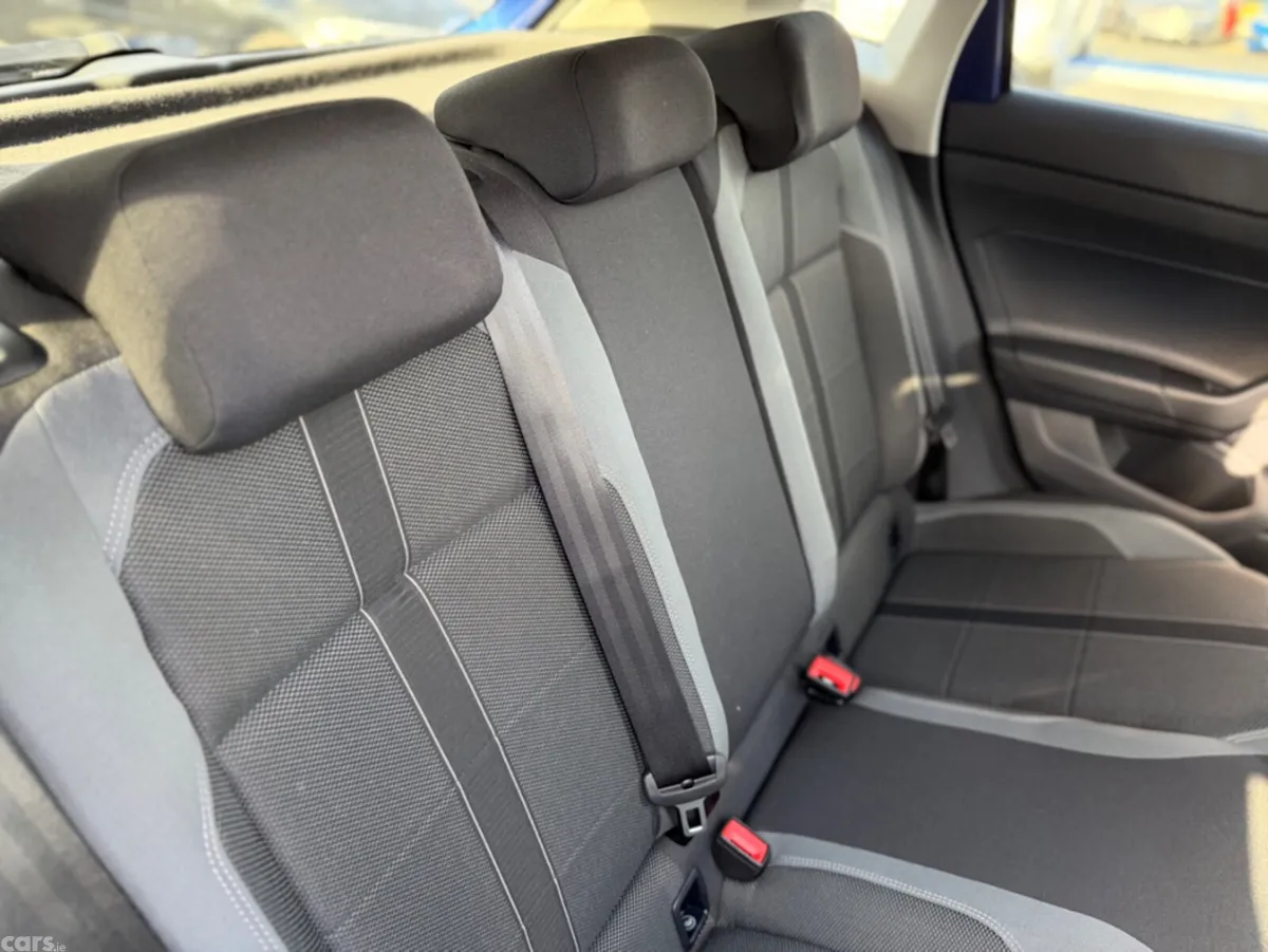 Volkswagen Polo Hatchback, Petrol, 2021, Blue