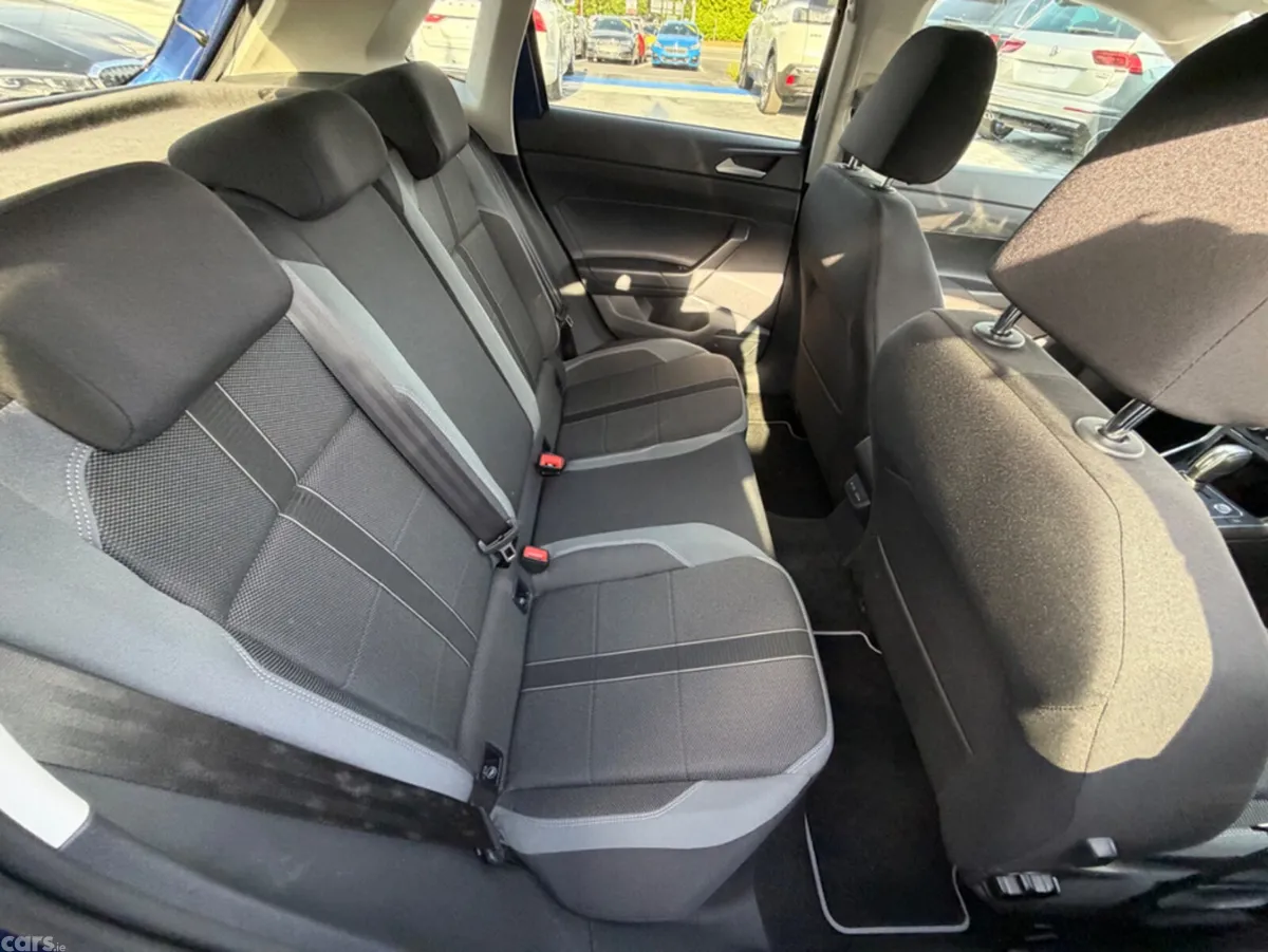 Volkswagen Polo Hatchback, Petrol, 2021, Blue