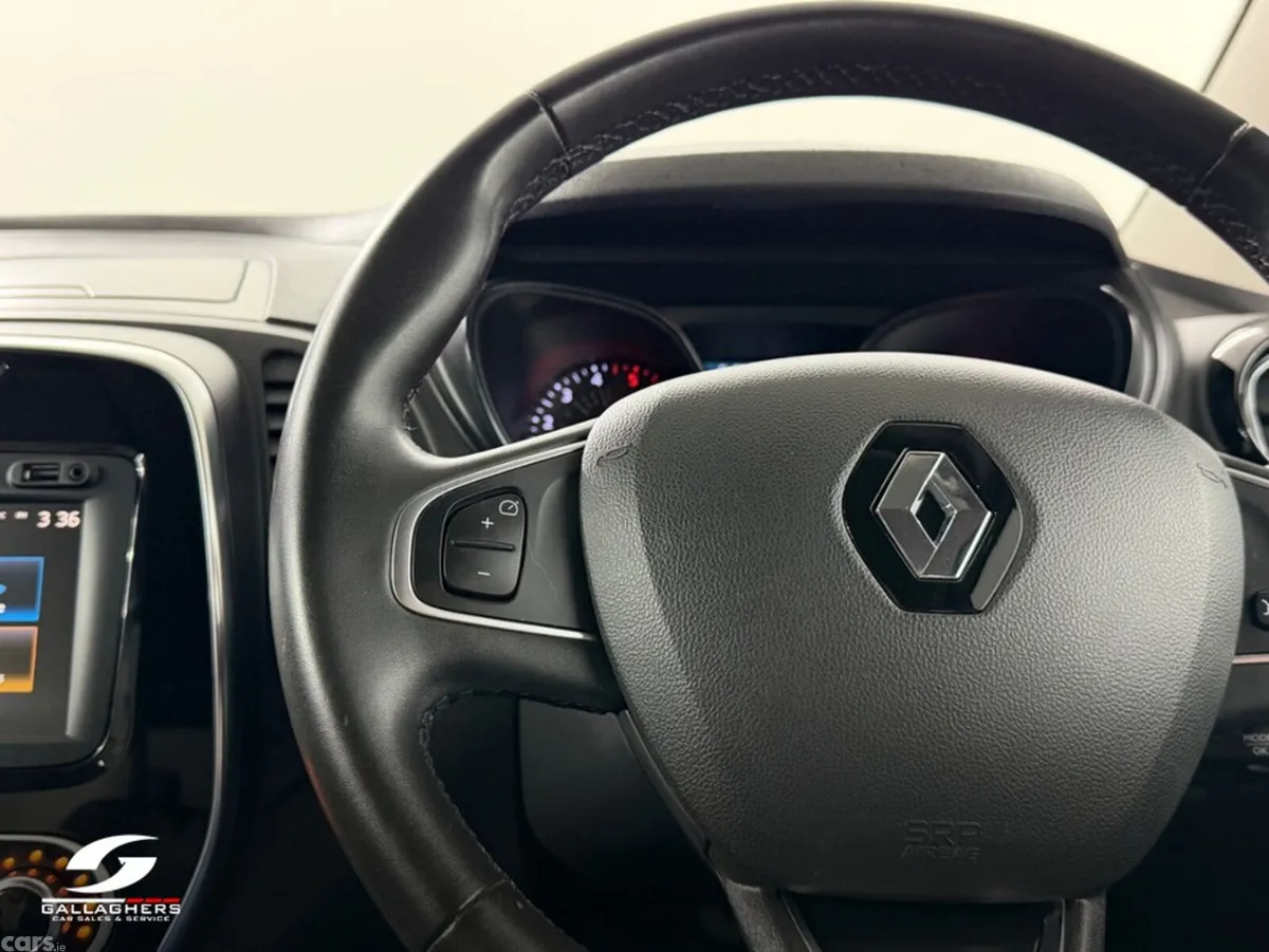 Renault Captur Hatchback, Diesel, 2019, White