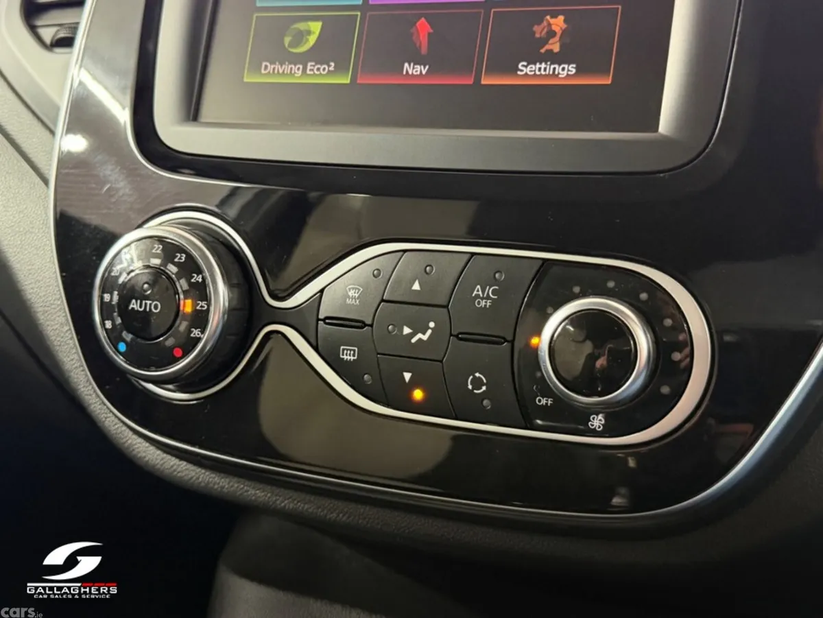 Renault Captur Hatchback, Diesel, 2019, White