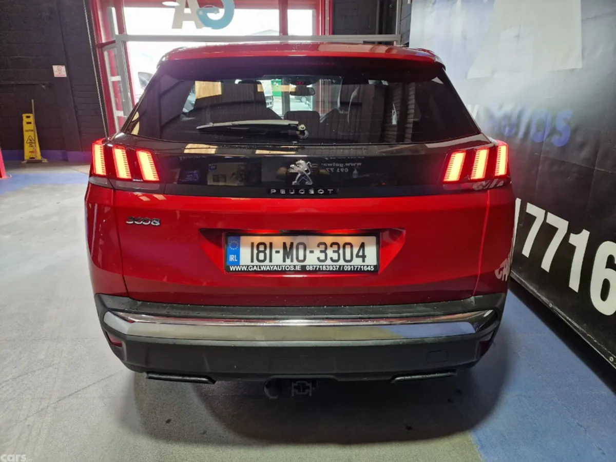 Peugeot 3008 Hatchback, Diesel, 2018, Red