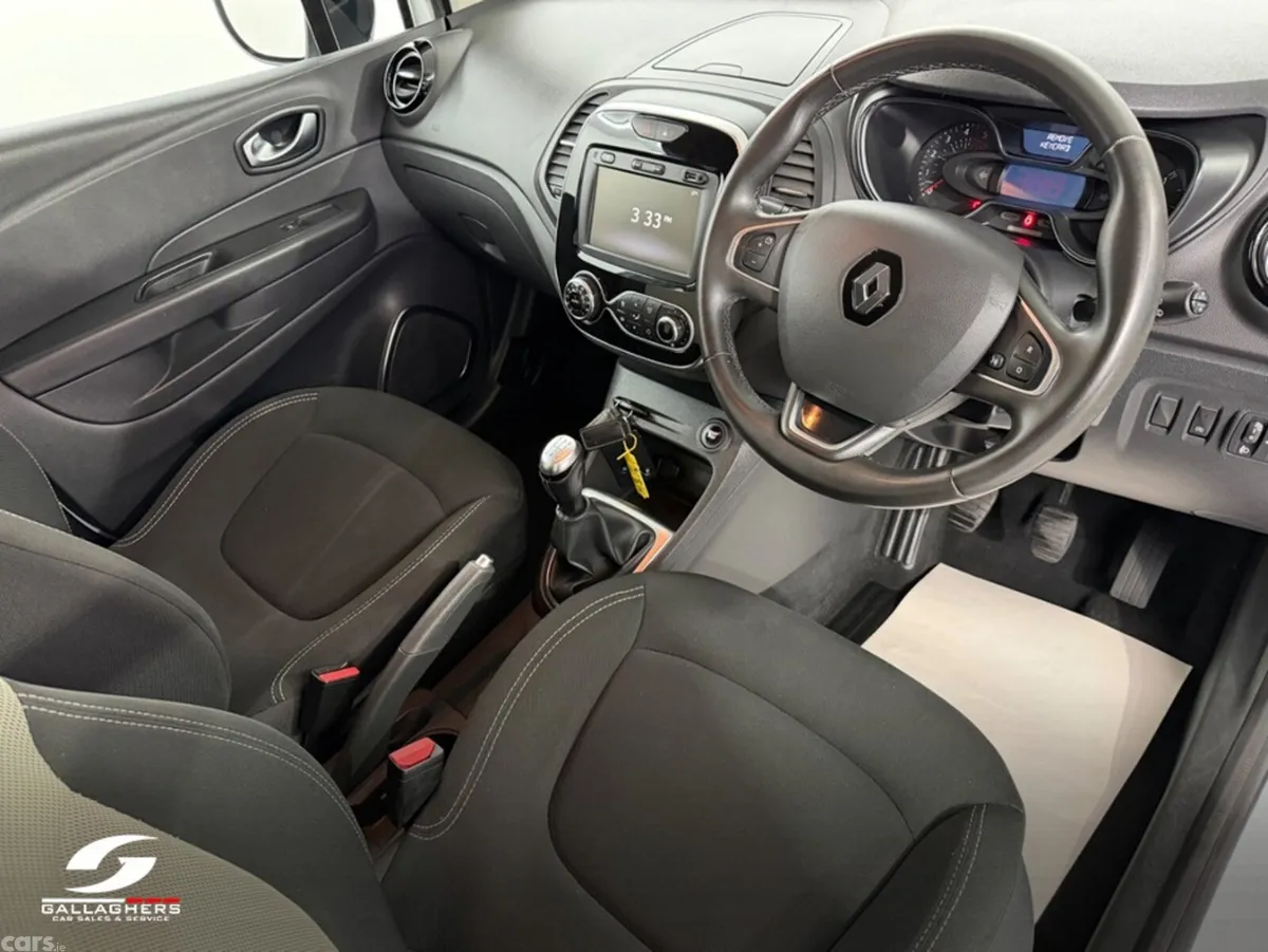 Renault Captur Hatchback, Diesel, 2019, White