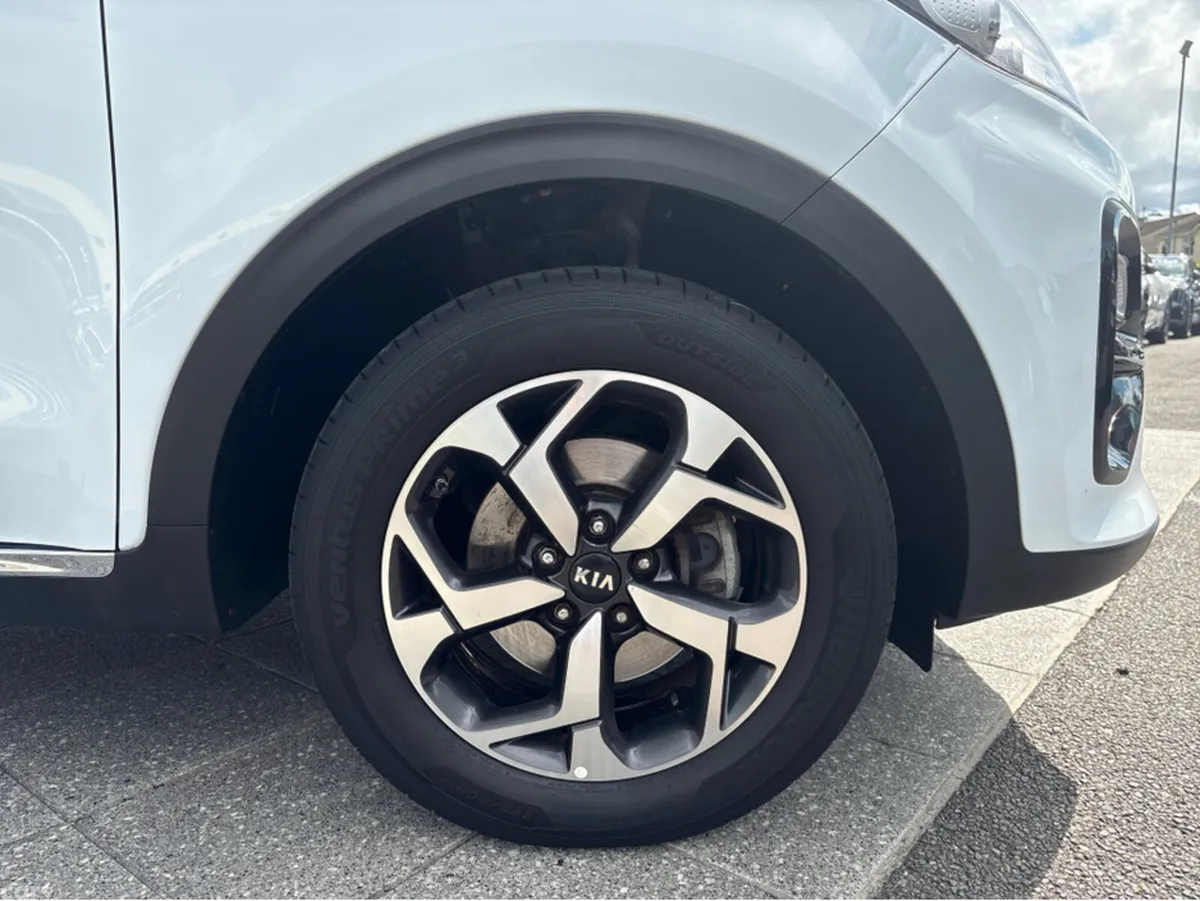 Kia Sportage MPV, Diesel Hybrid, 2020, White