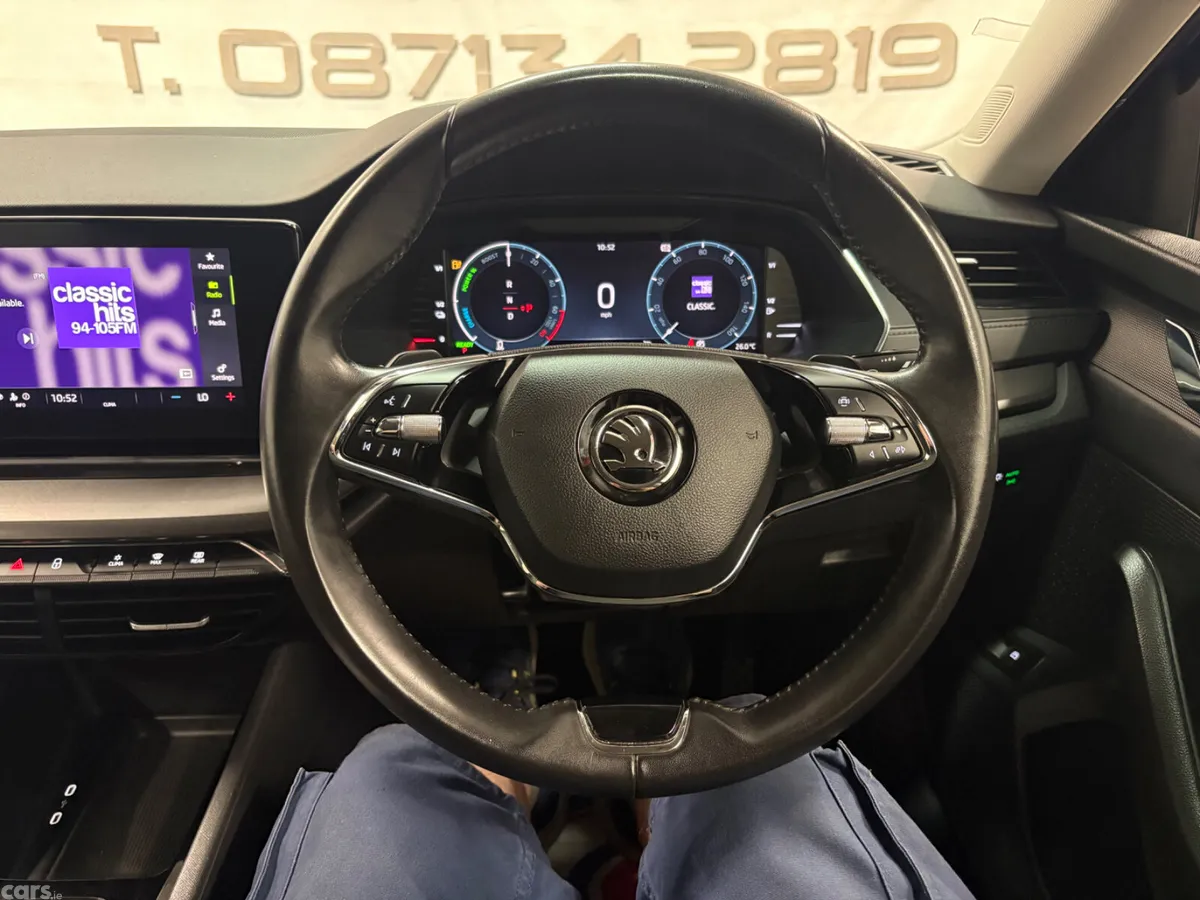 Skoda Octavia Hatchback, Petrol Hybrid, 2022, Blue