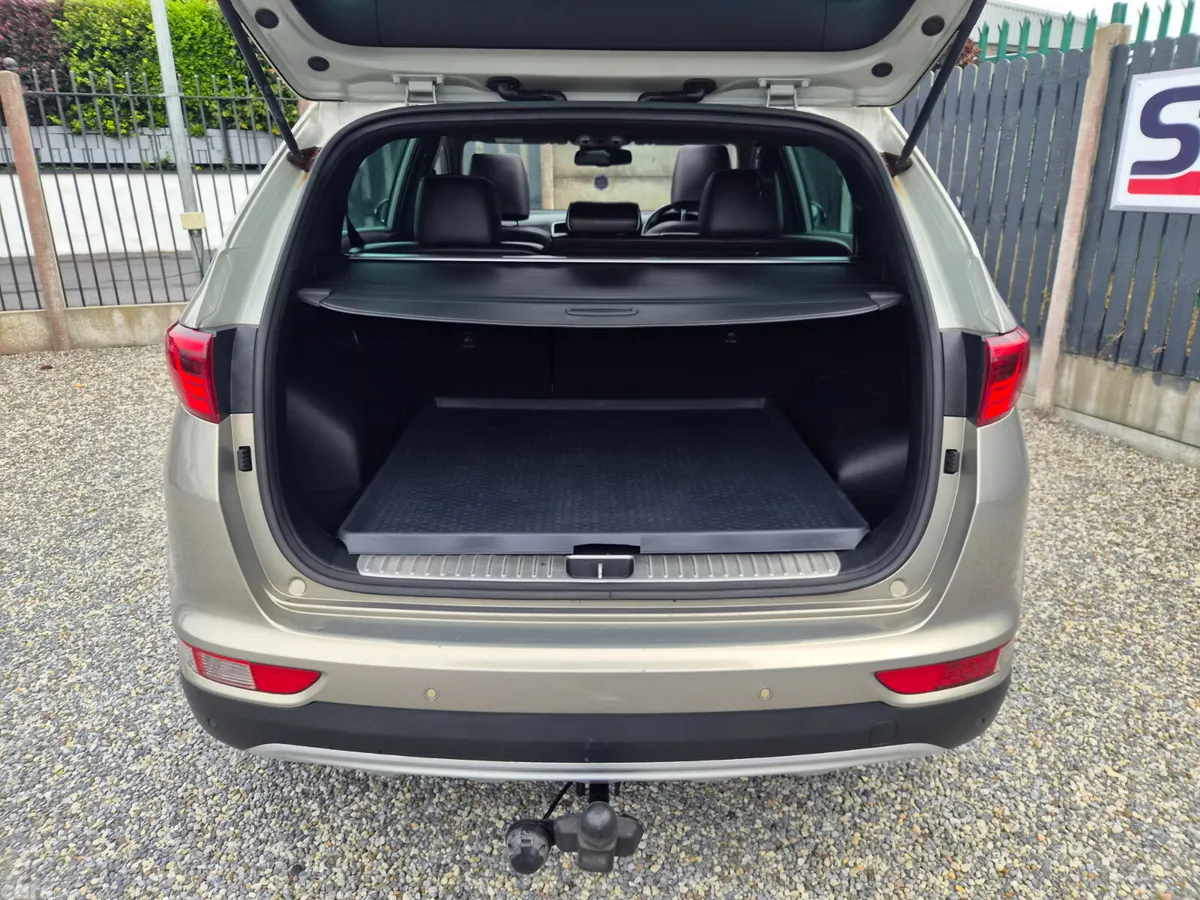 Kia Sportage SUV, Diesel, 2017, Grey