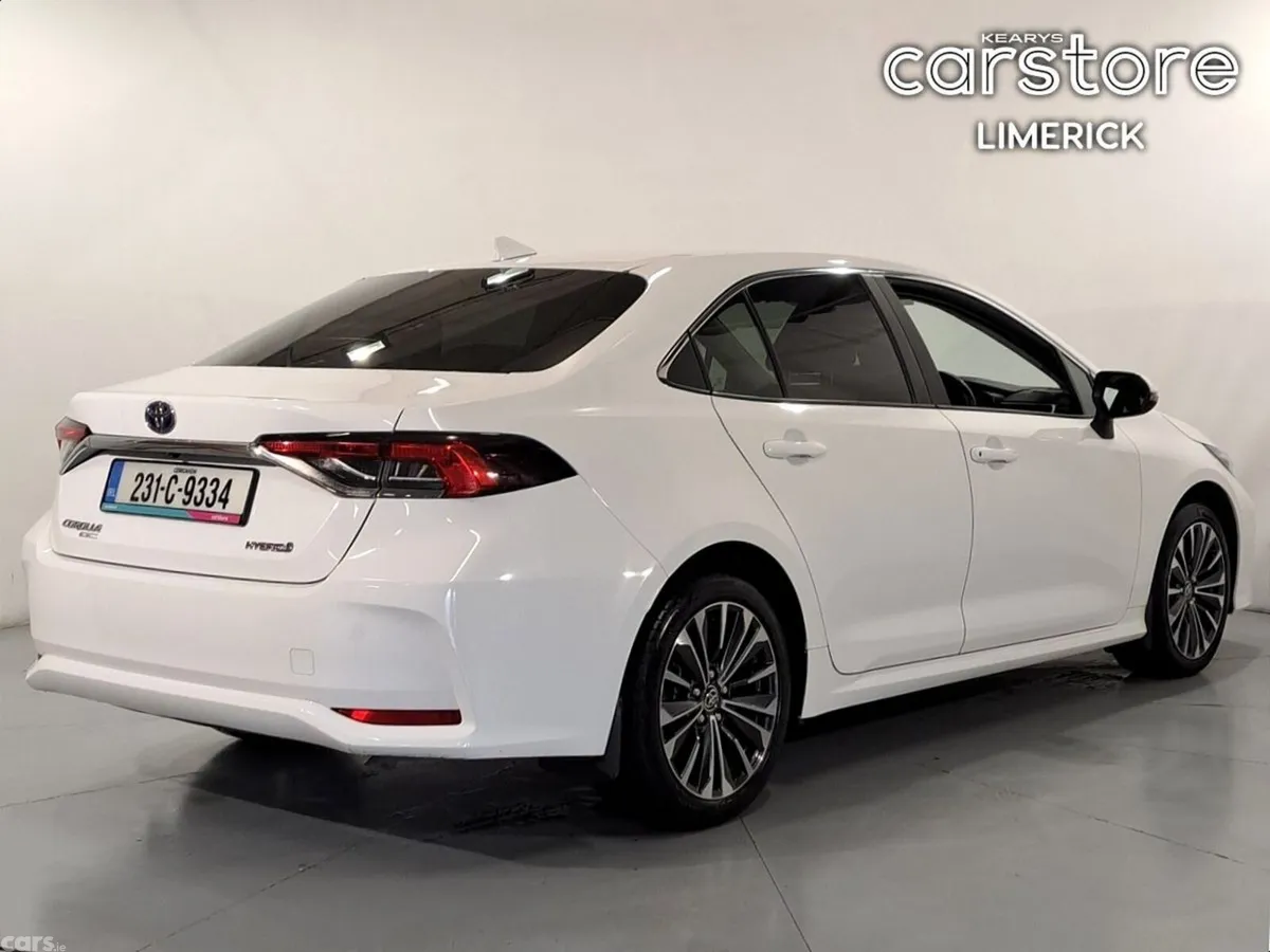 Toyota Corolla Saloon, Petrol Hybrid, 2023, White