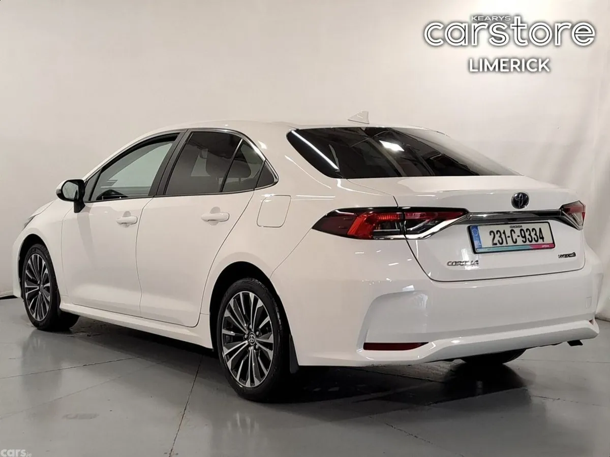 Toyota Corolla Saloon, Petrol Hybrid, 2023, White