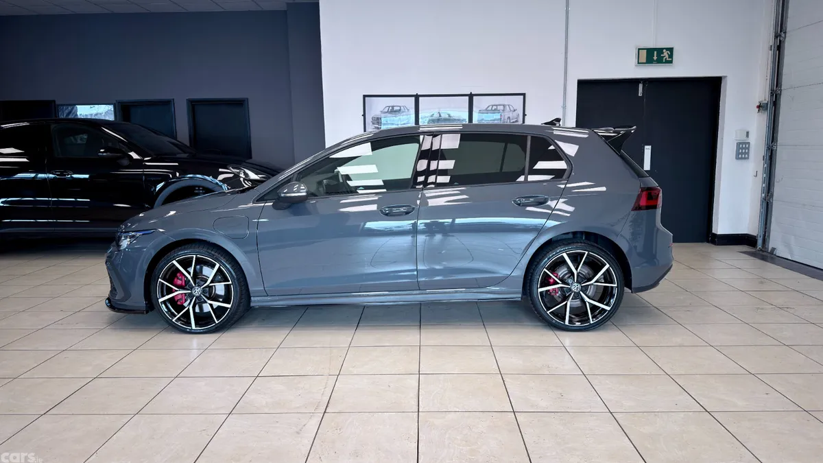 Volkswagen Golf Hatchback, Petrol Hybrid, 2023, Grey