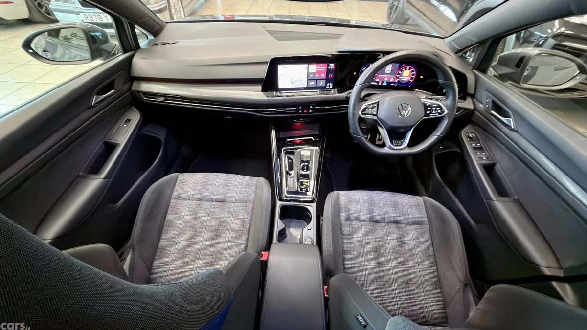 Volkswagen Golf Hatchback, Petrol Hybrid, 2023, Grey