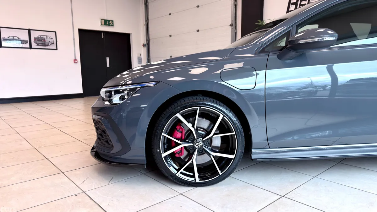 Volkswagen Golf Hatchback, Petrol Hybrid, 2023, Grey