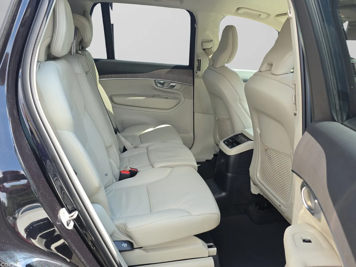 Volvo XC90 SUV, Petrol Plug-in Hybrid, 2023, Black
