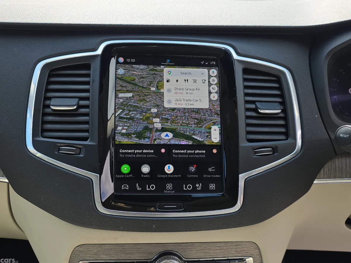 Volvo XC90 SUV, Petrol Plug-in Hybrid, 2023, Black