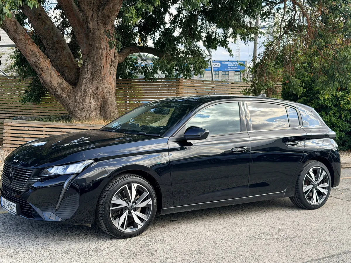 Peugeot 308 Hatchback, Petrol Plug-in Hybrid, 2023, Black